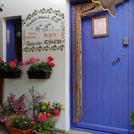 Bistro-Pension La Teleferic Sinaia Buitenkant foto